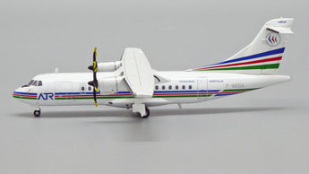 House Color ATR 42-300 F-WEGA JC Wings LH2ATR233 LH2233 Scale 1:200