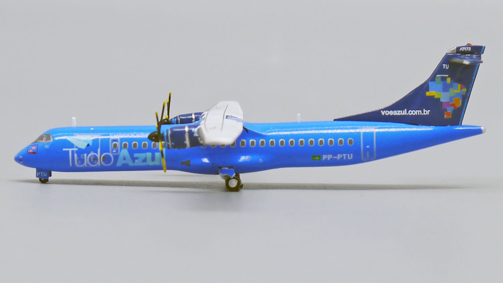 JC Wings 1:400 ATR72-500: Nok Air (Reg #HS-DRC)