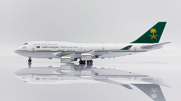 まなページ KLM Asia Boeing 747-400 PH-BFP Phoenix PH4KLM495 10401 Scale 1:400