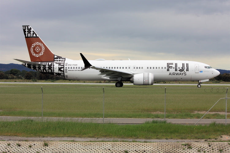 Fiji Airways Boeing 737 MAX 8 DQ-FAH Phoenix 11853 PH4FJI2468 Scale 1:400