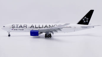 United Boeing 777-200ER Flaps Down N218UA Star Alliance JC Wings XX20285A Scale 1:200