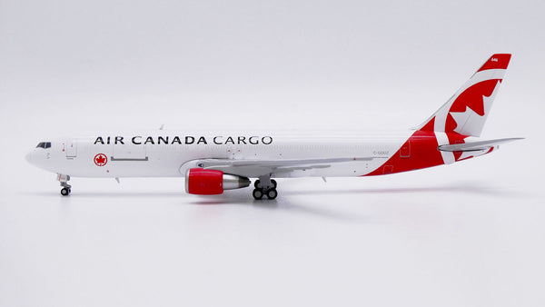 Air Canada Cargo Boeing 767-300ER(BDSF) C-GDUZ JC Wings XX40191 Scale 1:400