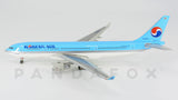 Korean Air Airbus A330-200 HL8211 JC Wings XX4823 Scale 1:400
