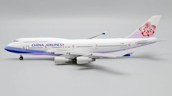 China Airlines Boeing 747-400 Flaps Down B-18215 JC Wings XX4977A Scale 1:400