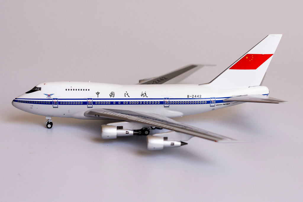 CAAC Boeing 747SP B-2442 NG Model 07018 Scale 1:400