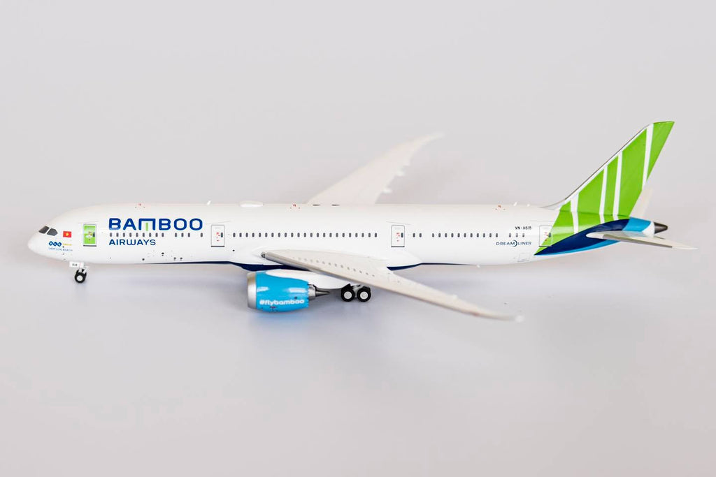 Bamboo Airways Boeing 787-9 VN-A818 Sam Son Beach NG Model 55045 Scale 1:400