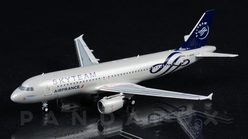 Air France Airbus A320 F-GKXS Skyteam Panda Models 202020 Scale 1:400