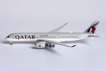 Qatar Airways Airbus A350-900 A7-AME NG Model 39015 Scale 1:400