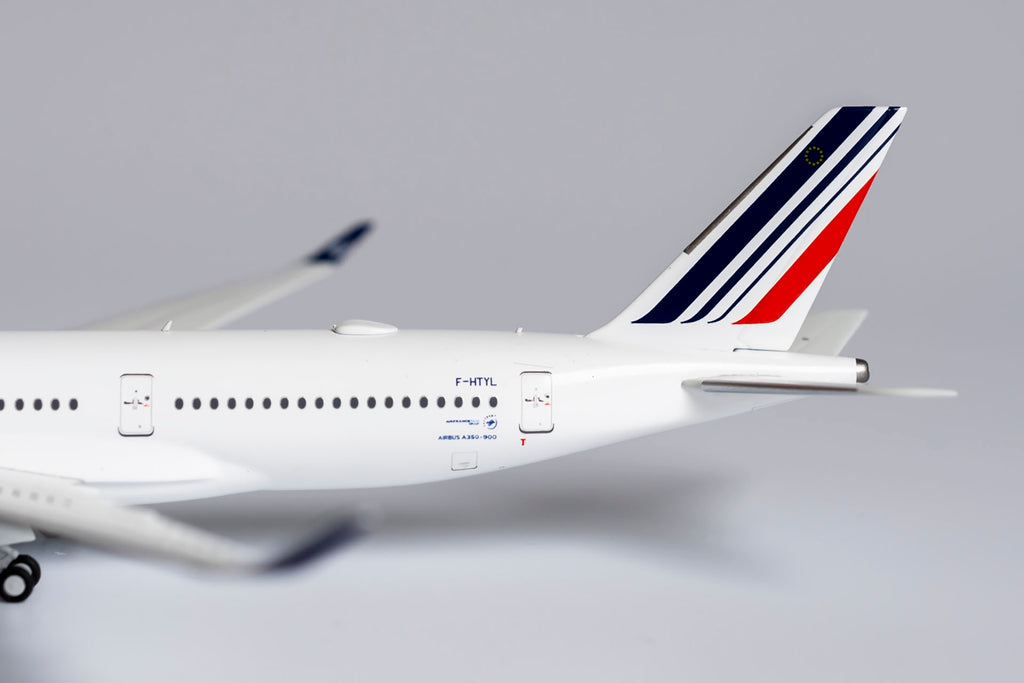 MINIATURE AVIONS MODÉLISME Herpa Airbus A350-900 Air France 1:200 MINIATURE AVIONS MODÉLISME Herpa Airbus A350-900 Air France 1:200