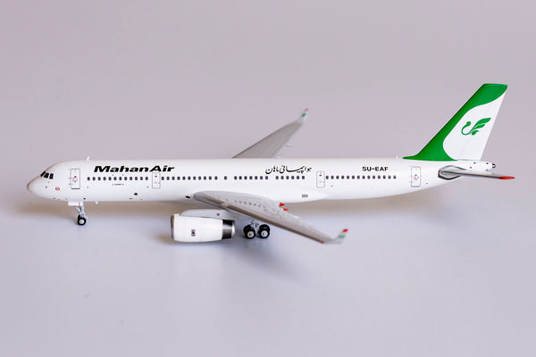 Mahan Air Tupolev Tu-204-120 SU-EAF NG Model 40003 Scale 1:400
