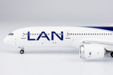 LAN Chile (LATAM) Boeing 787-9 CC-BGI NG Model 55091 Scale 1:400
