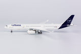 Lufthansa Airbus A330-300 D-AIKQ NG Model 62029 Scale 1:400