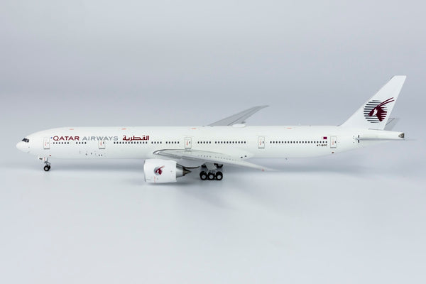 Qatar Airways Boeing 777-300ER A7-BOC NG Model 73017 Scale 