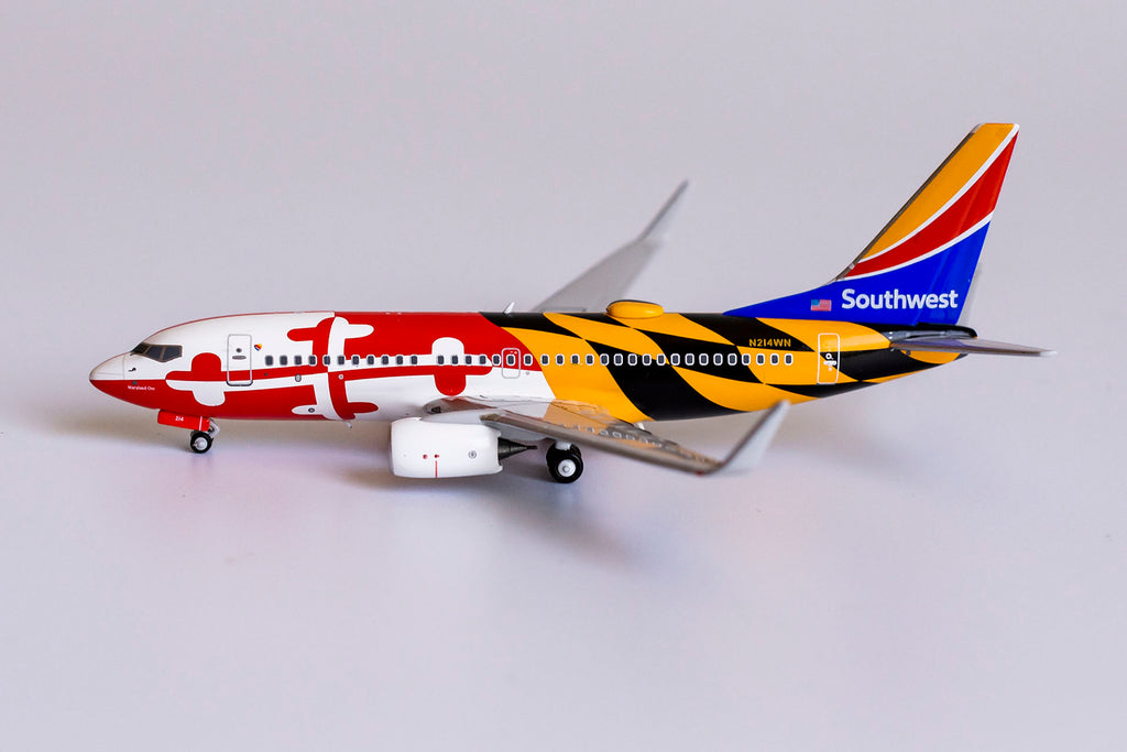 Southwest Boeing 737-700 N214WN Maryland One Heart One NG Model 77007 Scale 1:400