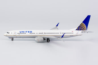 United Boeing 737-900ER N66828 NG Model 79008 Scale 1:400