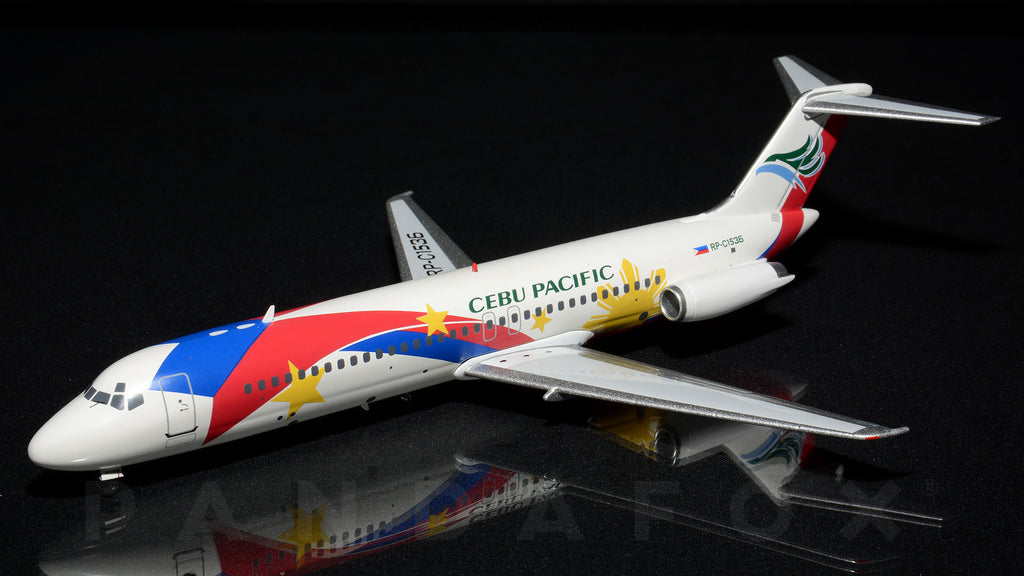 Cebu Pacific DC-9-30 RP-C1536 Philippine Flag Aviation AV2DC9407 Scale 1:200