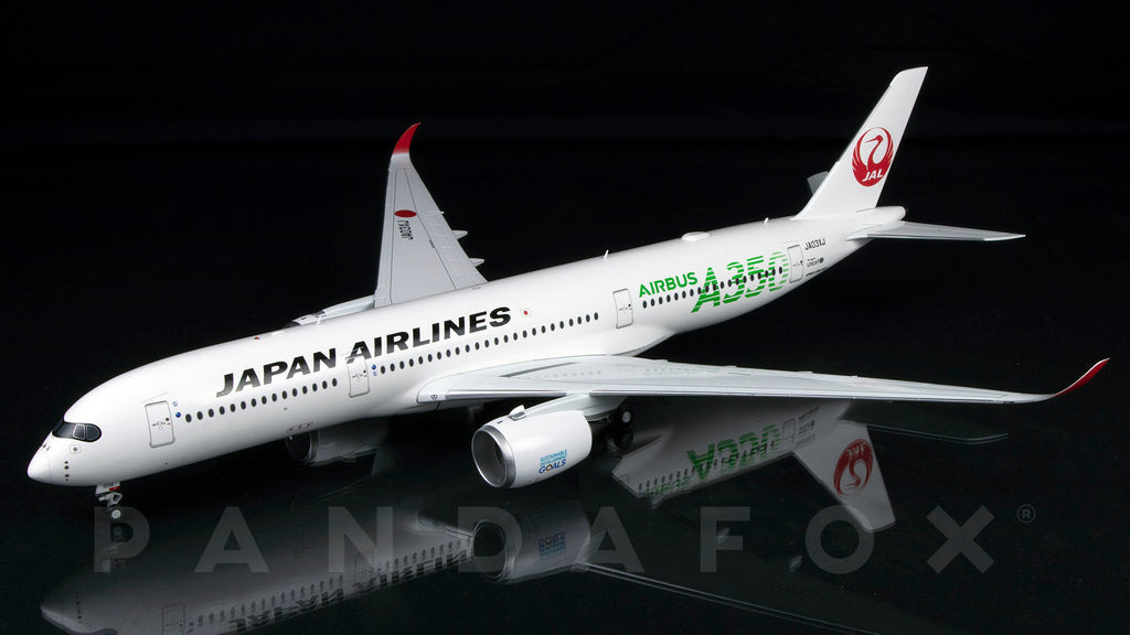 Japan Airlines Airbus A350-900 JA03XJ Green Titles JC Wings EW2359003 Scale 1:200