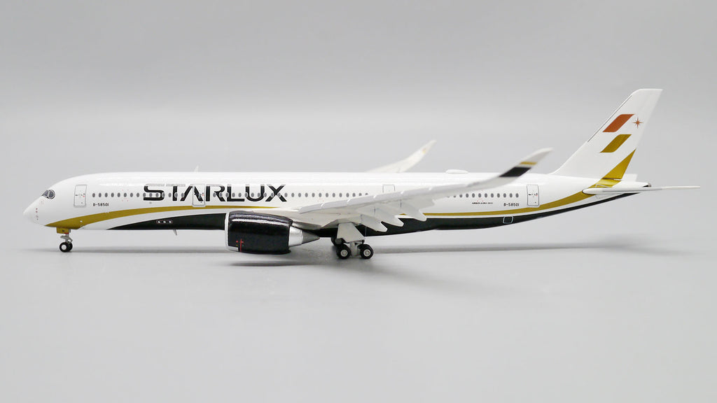 Starlux Airbus A350-900 Flaps Down B-58501 JC Wings EW4359007A Scale 1:400