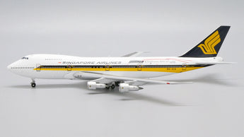 Singapore Airlines Boeing 747-200 9V-SIA JC Wings EW4742001 Scale 1:400