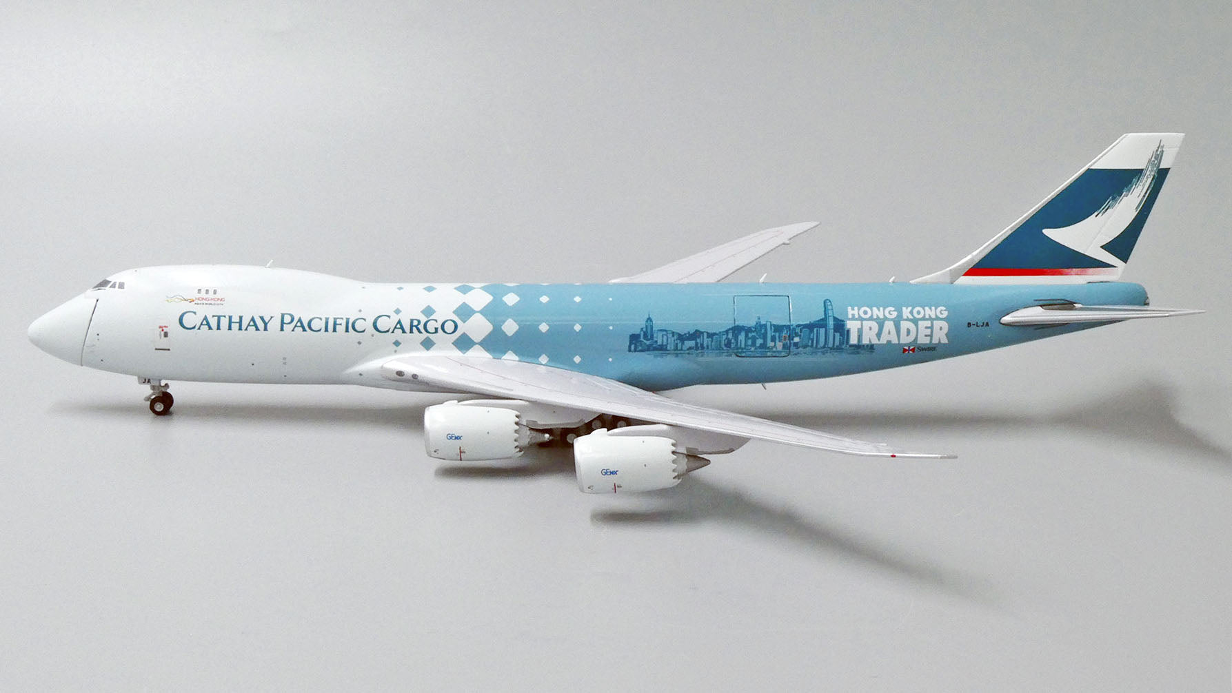 Cathay Pacific Boeing 747-400 B-HUI Nick & Simon JC Wings