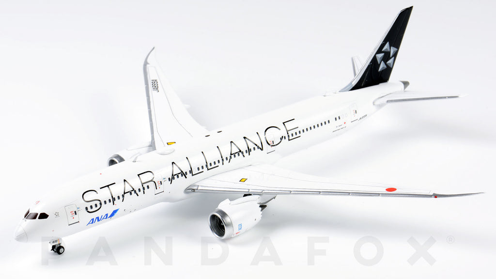 ANA Boeing 787-9 JA899A Star Alliance JC Wings EW4789003 Scale 1:400