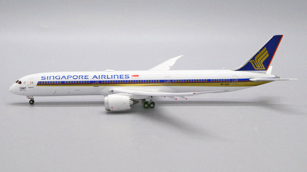 Singapore Airlines Boeing 787-10 Flaps Down 9V-SCP 1000th 787 JC Wings  EW478X003A Scale 1:400