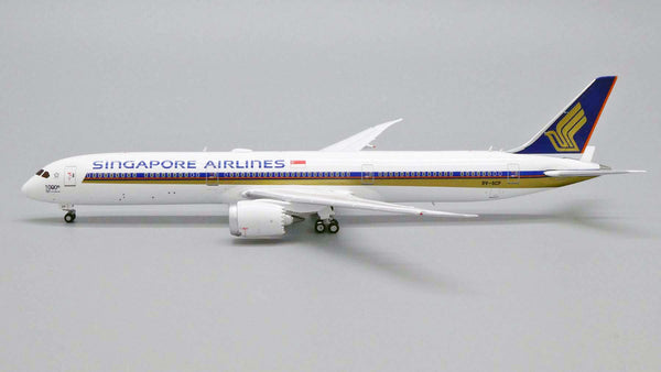 Singapore Airlines Boeing 787-10 9V-SCP 1000th 787 JC Wings