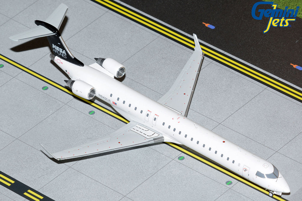Mesa Airlines Bombardier CRJ900ER N942LR GeminiJets G2ASH1186 Scale 1:200