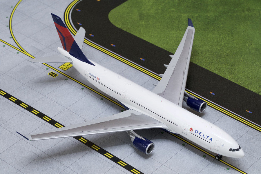 Delta Airbus A330-200 N860NW GeminiJets G2DAL332 Scale 1:200