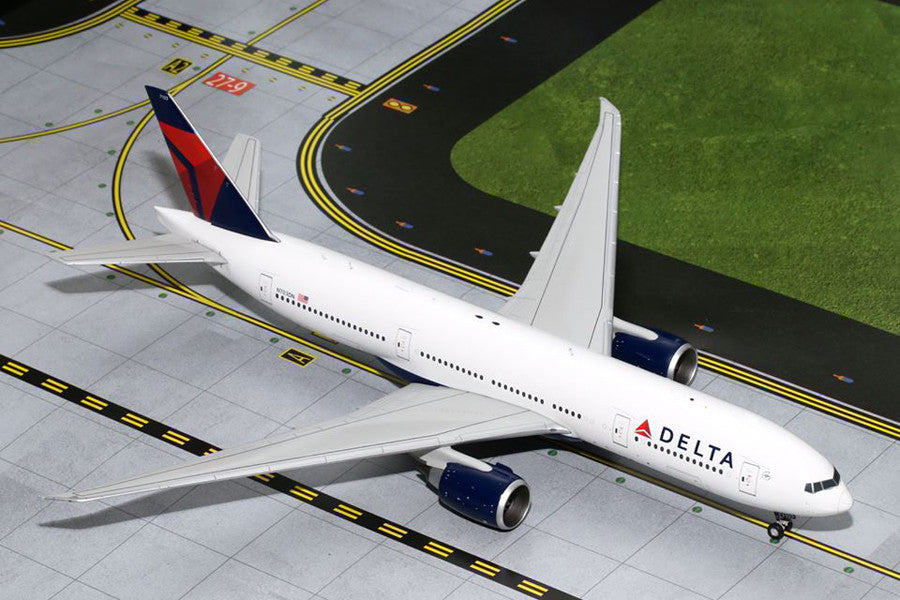 Delta Boeing 777-200LR N703DN GeminiJets G2DAL513 Scale 1:200
