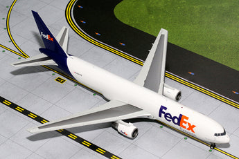 FedEx Boeing 767-300F N101FE GeminiJets G2FDX528 Scale 1:200