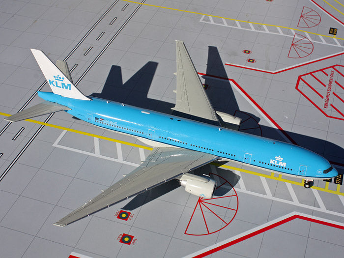 KLM Boeing 777-200ER PH-BQC GeminiJets G2KLM395 Scale 1:200