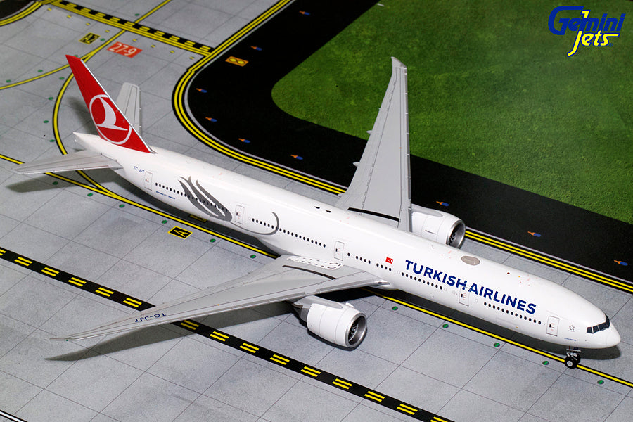 Turkish Airlines Boeing 777-300ER TC-JJT GeminiJets G2THY680 Scale 1:200