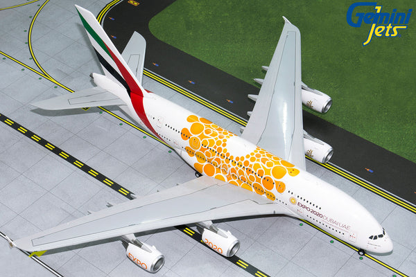 Emirates A380 EXPO2020特別塗装機 1:200 飛行機 A380 Emirates Airline Expo 2020 Blue A6-EOC | HLJ.com
