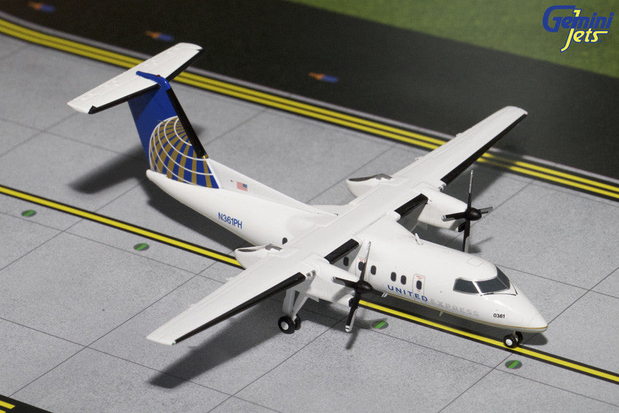 United Express Bombardier Dash 8-200 N361PH GeminiJets G2UAL330 Scale 1:200