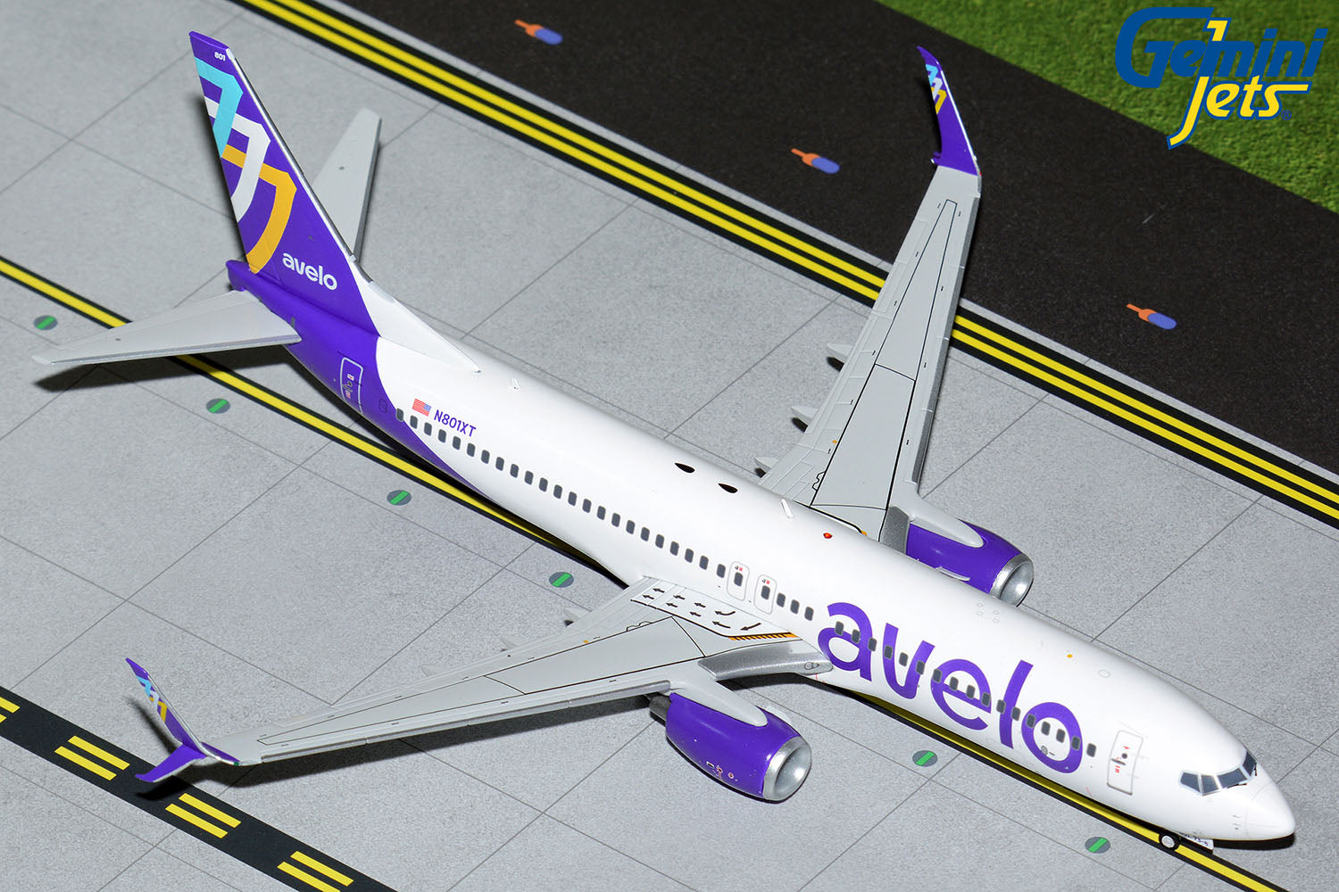 Avelo Airlines Boeing 737-800 N801XT GeminiJets G2VXP1097