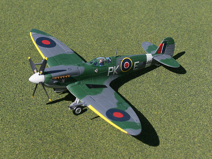 Royal Air Force Spitfire Mk IX BS410 GeminiJets ACES GARAF1003 Scale 1:72