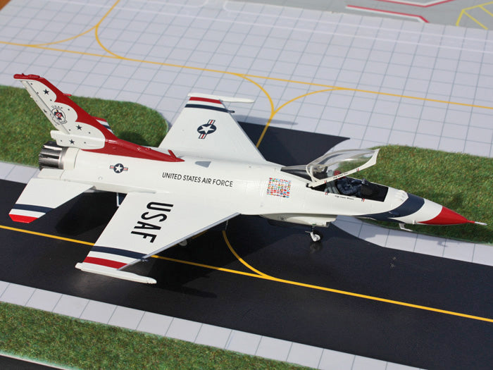 航空機・ヘリコプター Gemini Aces 1/72 F-16 Thunderbirds BRAND NEW GEMINI ACES JETS 1:72 scale F-16 FIGHTING FALCON