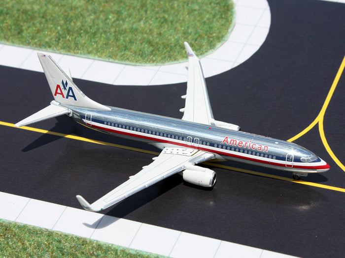 American Airlines Boeing 737-800 N962AN GeminiJets GJAAL1140 Scale 1:400