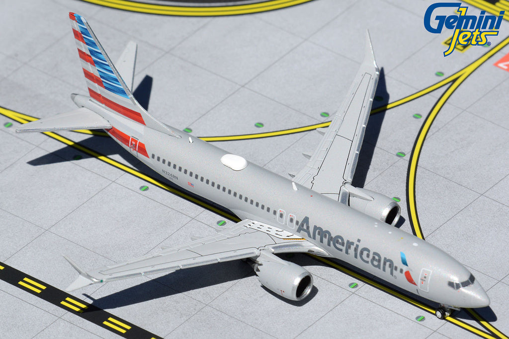 American Airlines Boeing 737 MAX 8 N324RN GeminiJets GJAAL1863 Scale 1:400
