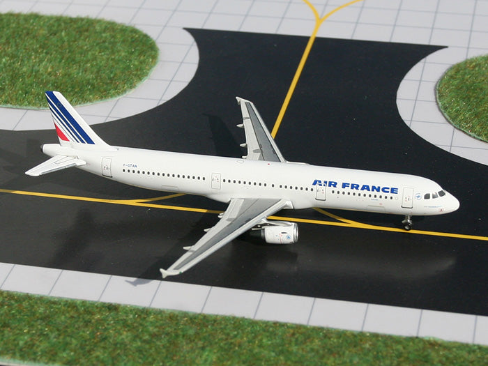 Air France Airbus A321 F-GTAN GeminiJets GJAFR850 Scale 1:400