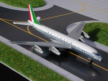 Alitalia DC-8-40 I-DIWA GeminiJets GJAZA157 Scale 1:400