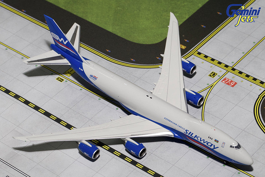 Amazon | Silkway West シルクウェイ B747-8F 1200 模型飛行機