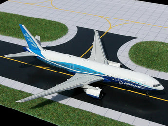House Color Boeing 777-200LR N60659 GeminiJets GJBOE614 Scale 1:400