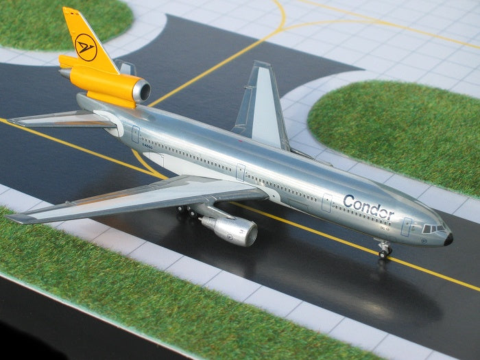 Condor DC-10-30 D-ADQO GeminiJets GJCFG210 Scale 1:400
