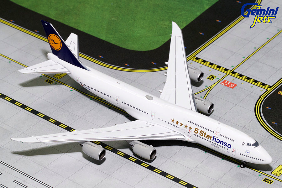 Lufthansa Boeing 747-8I D-ABYM 5 Starhansa GeminiJets GJDLH1750 Scale 1:400