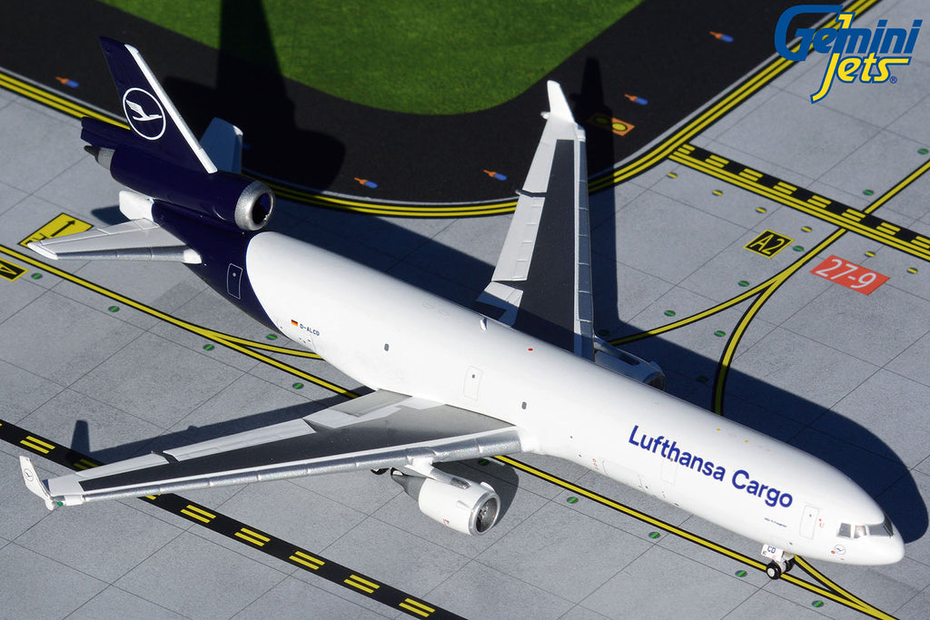 Lufthansa Cargo MD-11F D-ALCD GeminiJets GJDLH1940 Scale 1:400