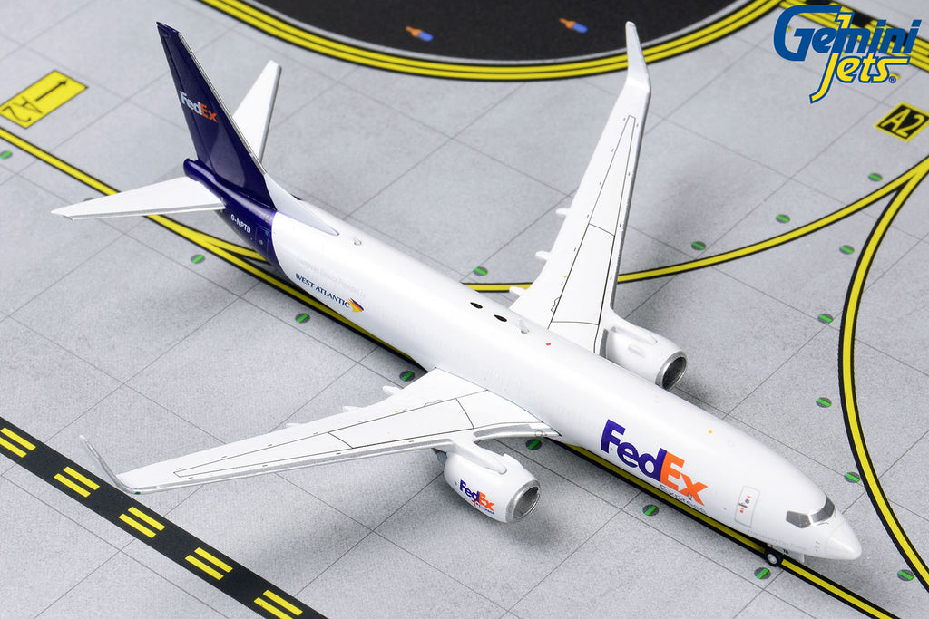 FedEx Boeing 737-800BCF G-NPTD GeminiJets GJFDX1854 Scale 1:400