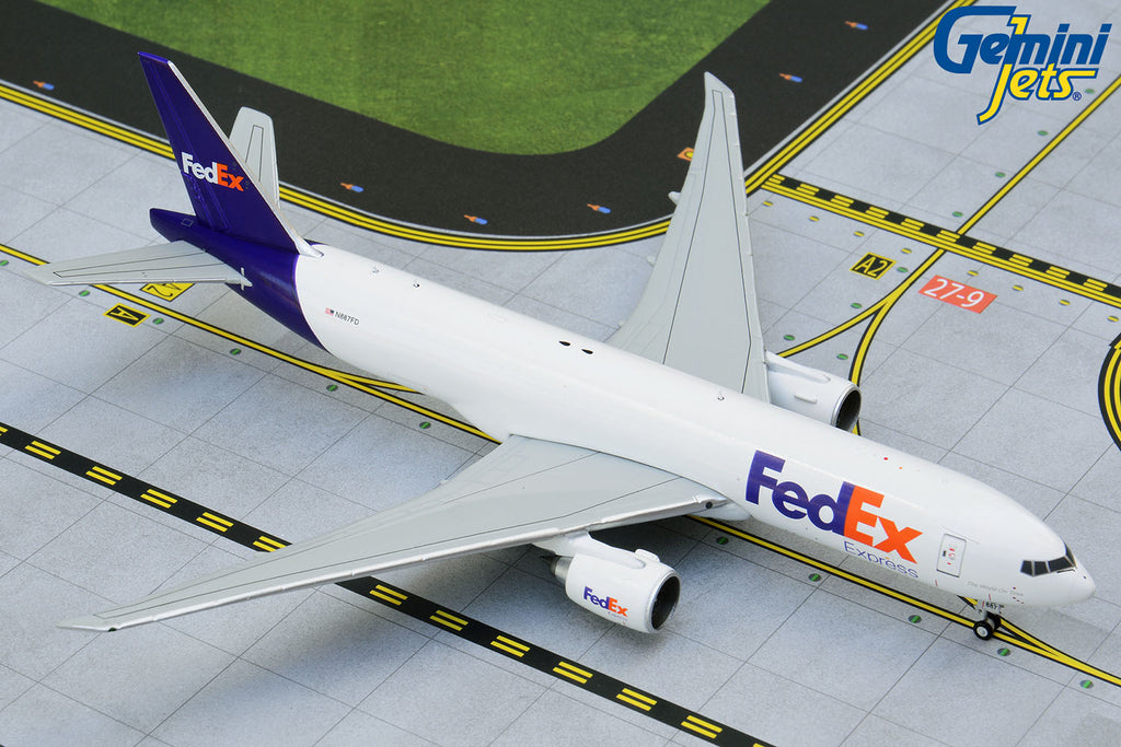 FedEx Boeing 777F N887FD GeminiJets GJFDX1919 Scale 1:400