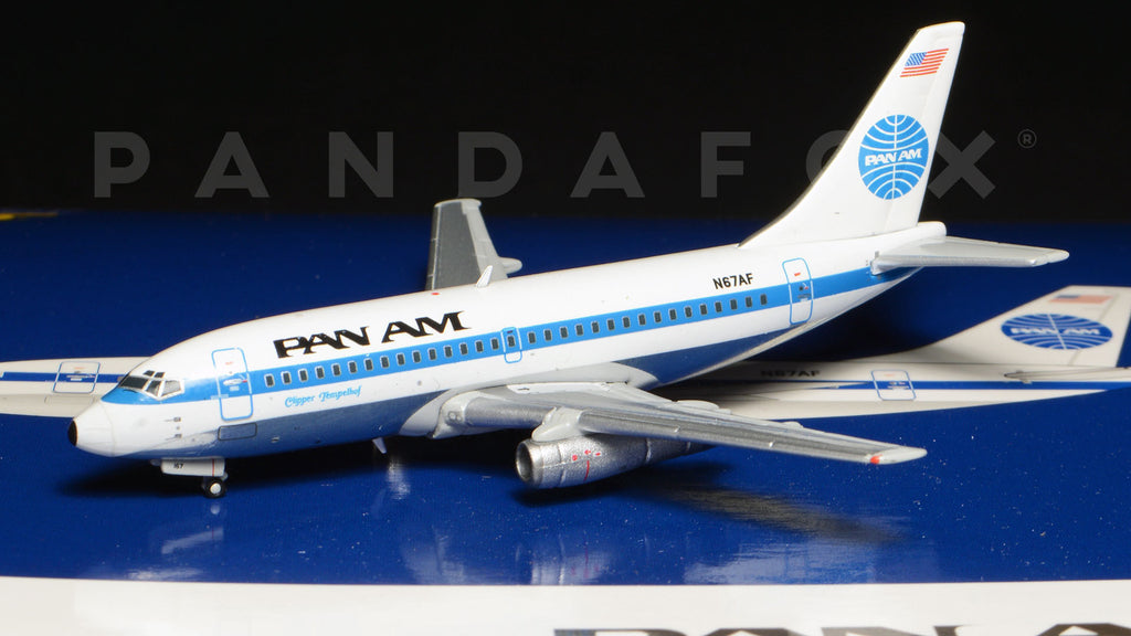 Pan Am Boeing 737-200 N435PE GeminiJets GJPAA1338 Scale 1:400